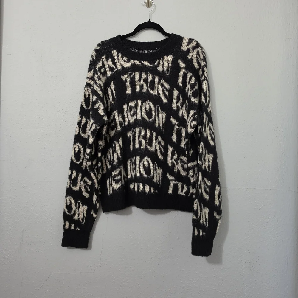 True Religion Monogram Fuzzy‎ Sweater Size Large